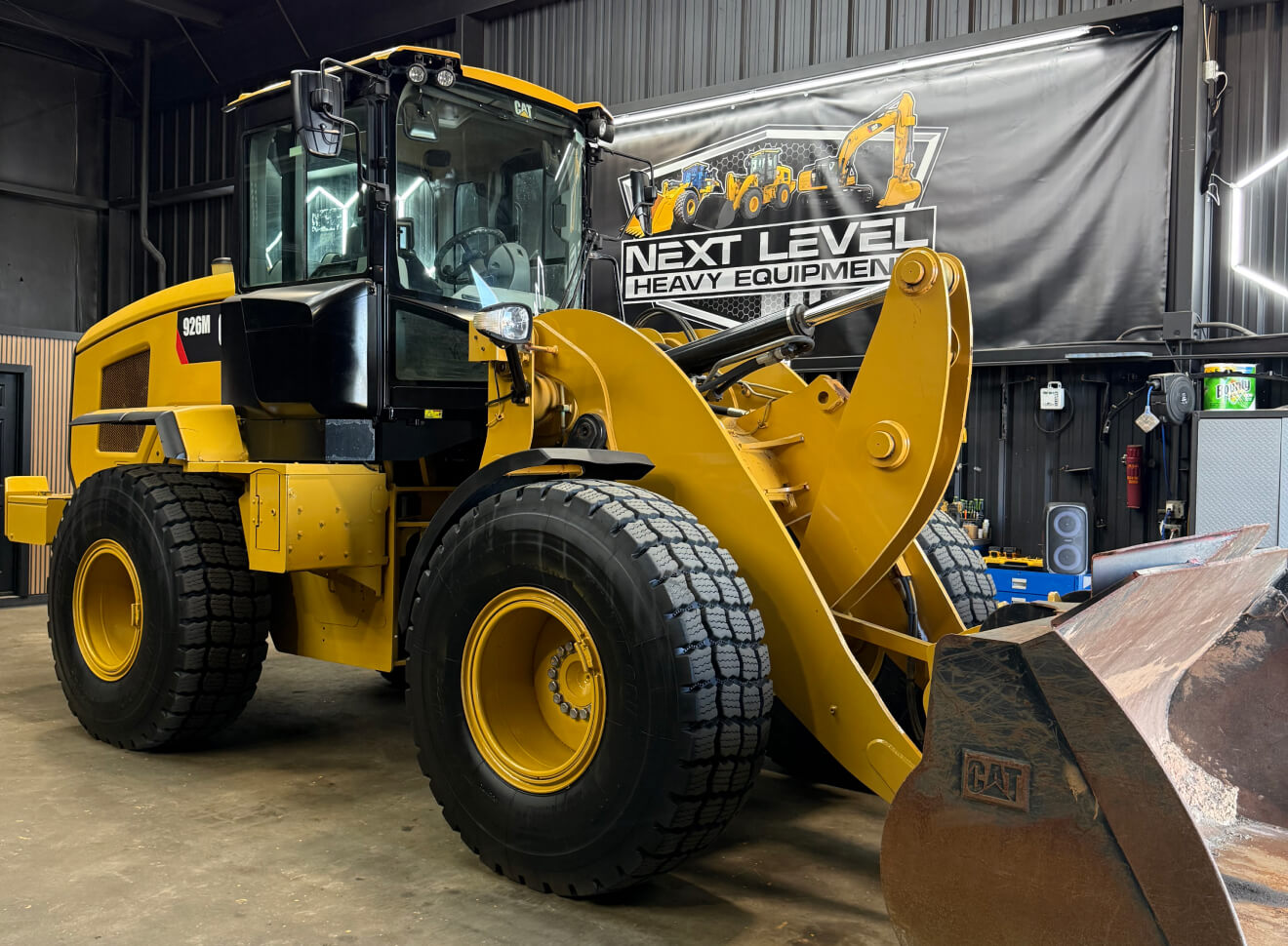 CAT loader